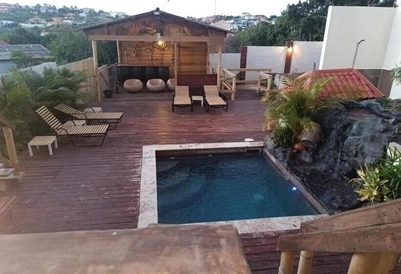 پانسیون No Name