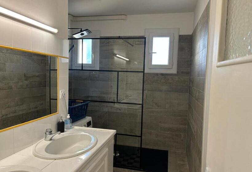 פנסיון Brinette Room