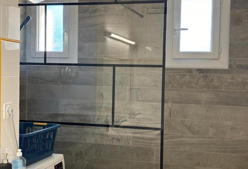 פנסיון Brinette Room