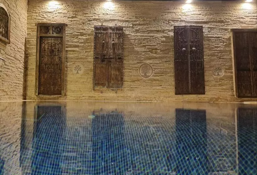 ペンション Dar Al Makam   Luxury Experience