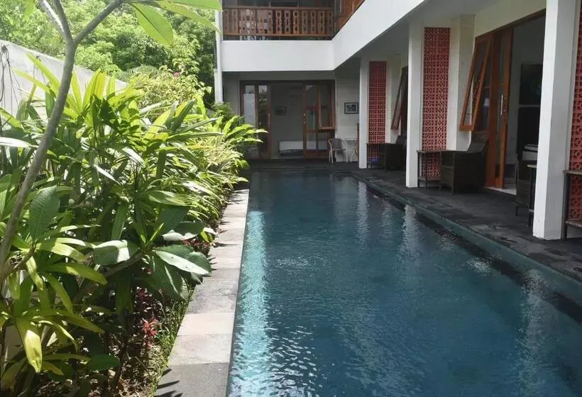 ペンション Ketut Joglo Guest House