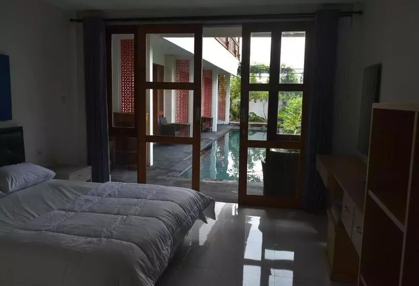 ペンション Ketut Joglo Guest House