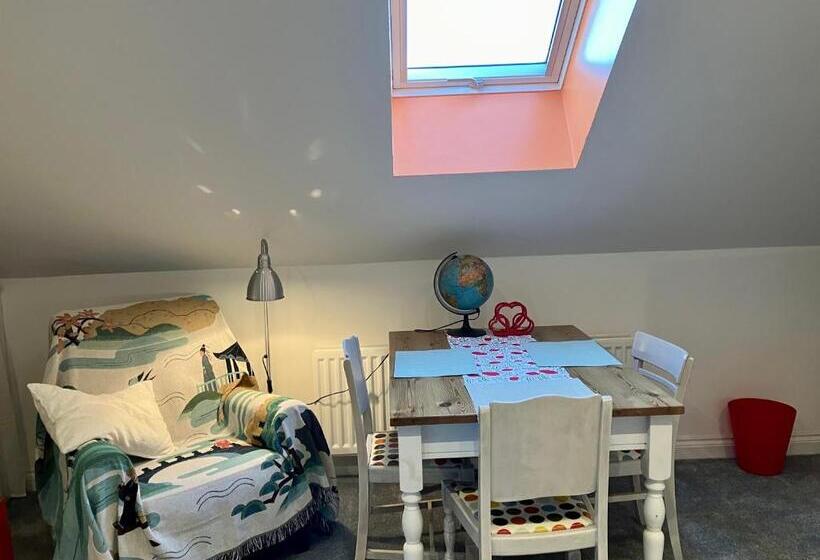 膳宿费 Les Trois Blocs