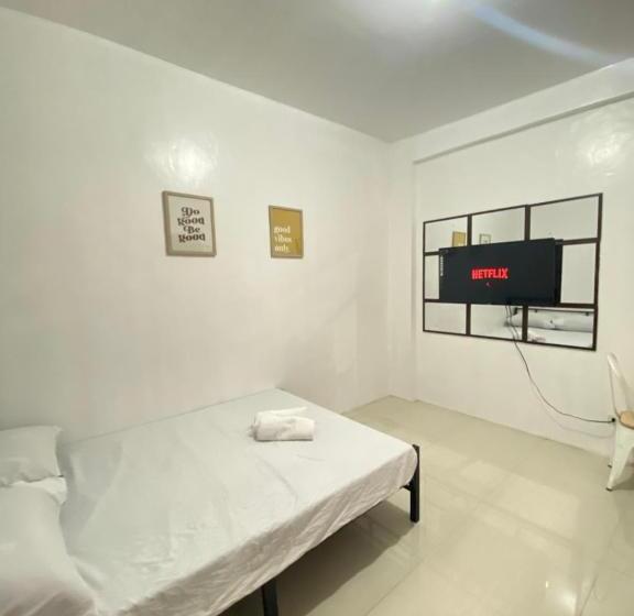 הוסטל Apartment Room In Manila
