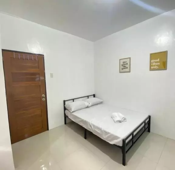 هاستل Apartment Room In Manila