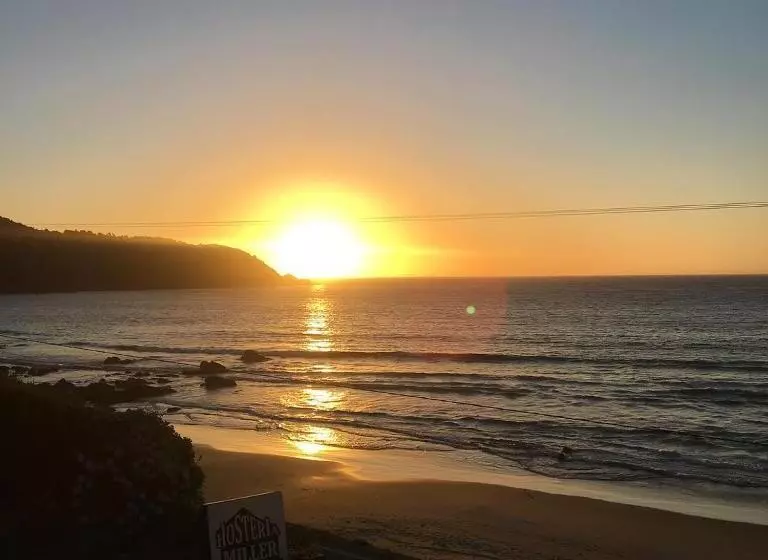 Retkeilymaja Hostería Miller Frente Al Mar