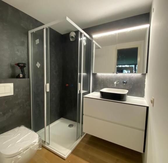 تختخواب و صبحانه Chambres Perchees