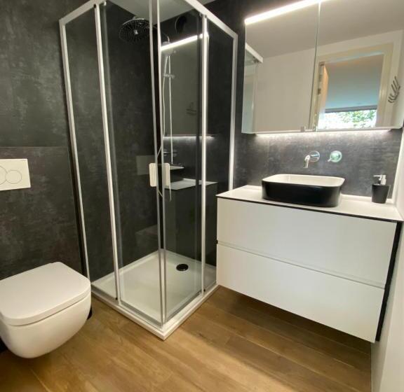 تختخواب و صبحانه Chambres Perchees