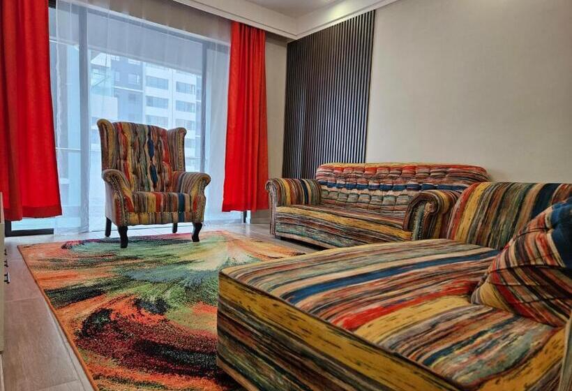 Holiday Inn Suits Nairobi