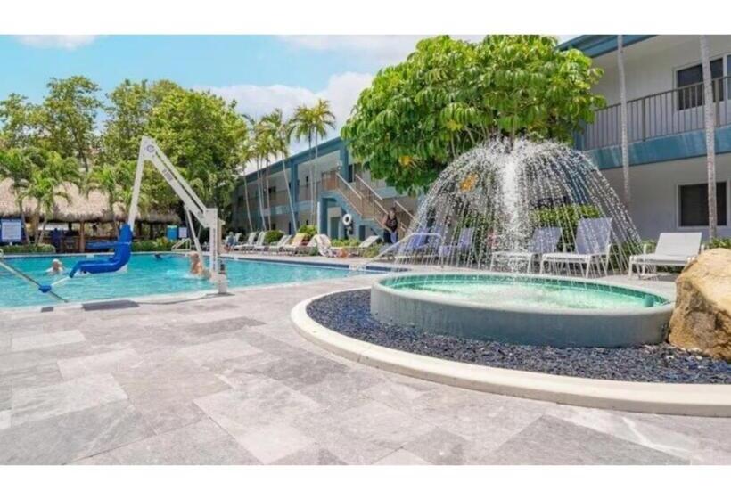 Discover The Charm And The Sea Gardens, An Exceptional Gold Coast Studio Condo Retreat Special Off