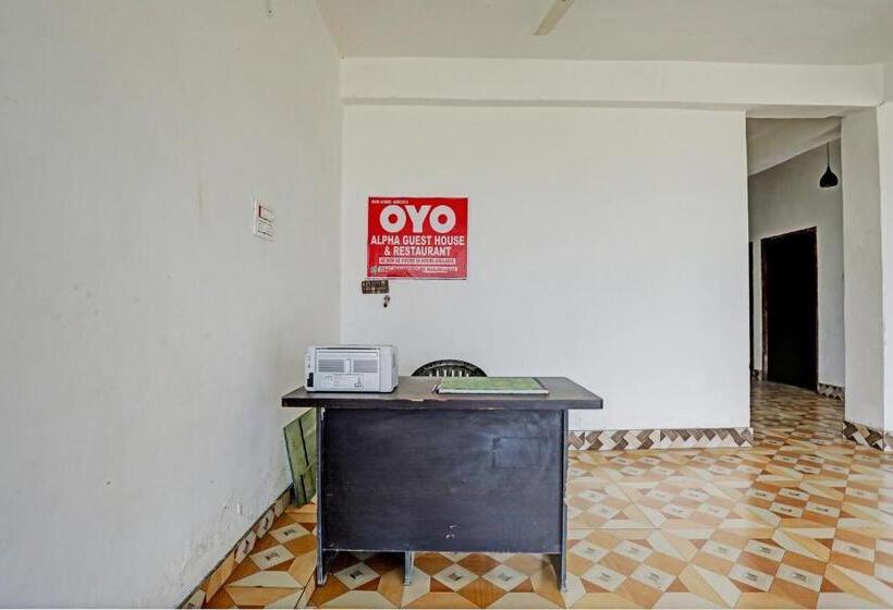 酒店 Oyo Alpha Guest House & Restaurant