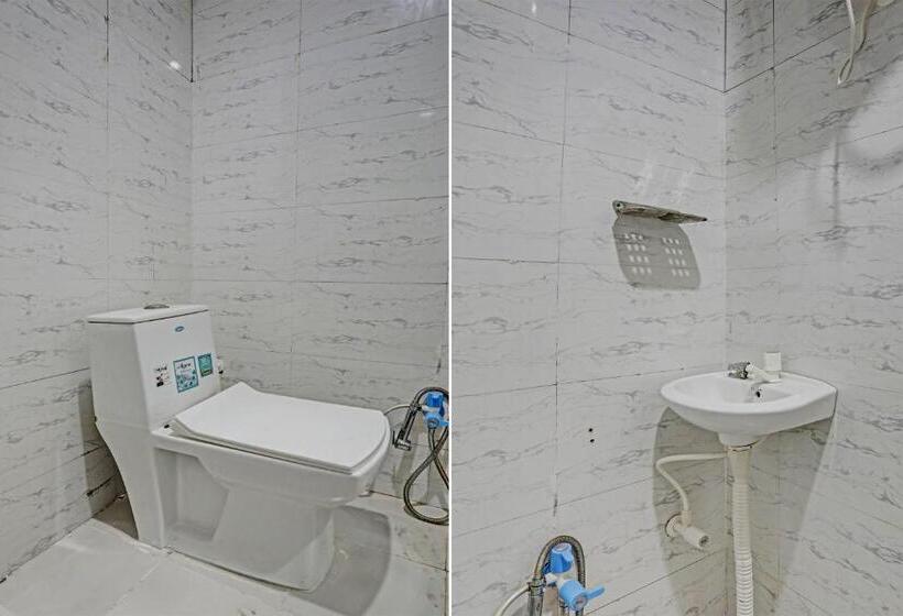 בית מלון כפרי Oyo The Batter Inn