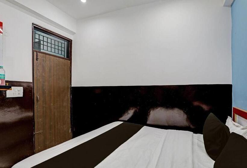 בית מלון כפרי Oyo The Batter Inn