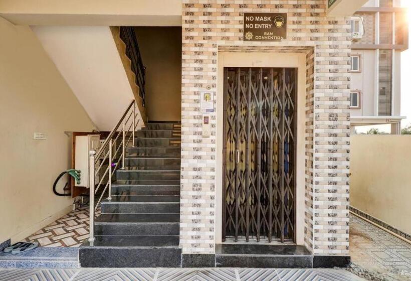 酒店 Oyo Vnr Convention