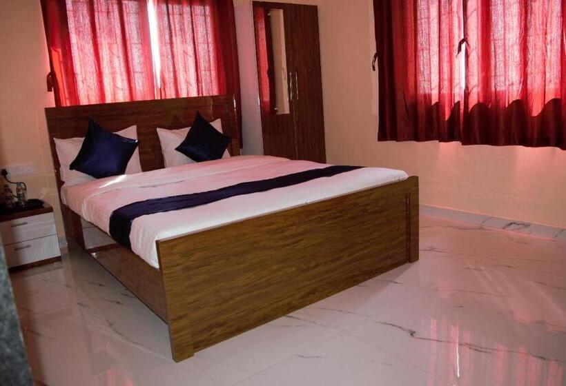 호텔 The Serenity Resort Panchgani