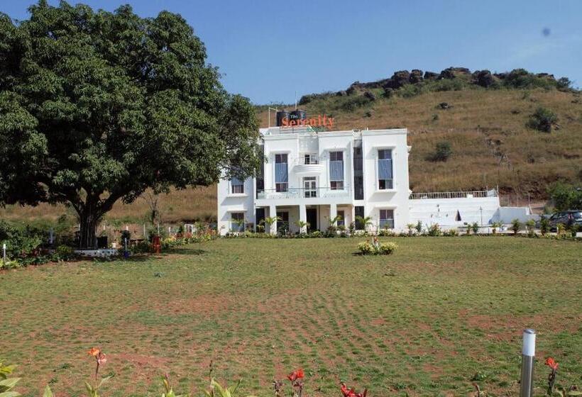 호텔 The Serenity Resort Panchgani