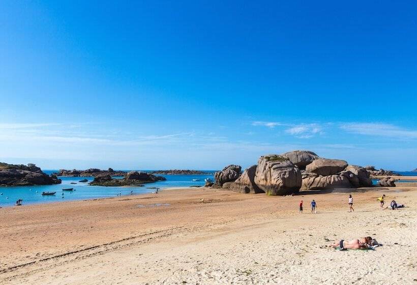 Hotel Vvf Côte De Granit Rose à Trébeurden