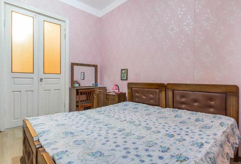 پانسیون Georgian House