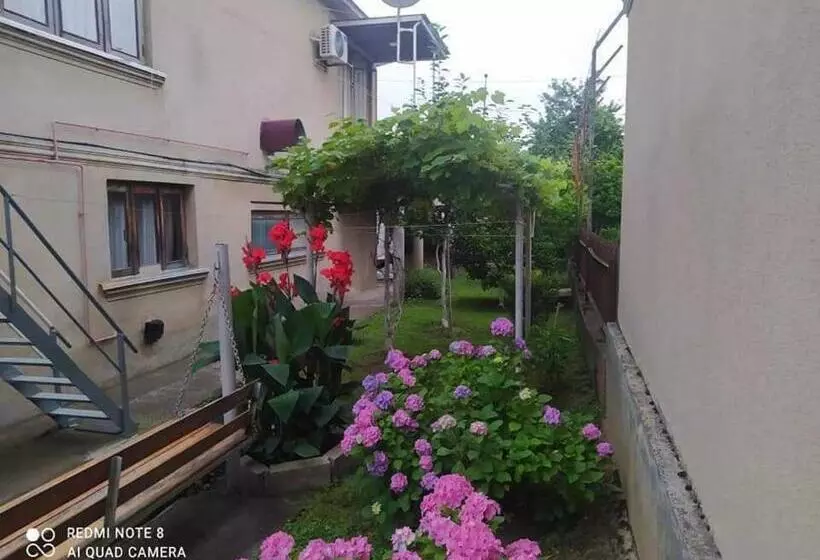 پانسیون Georgian House