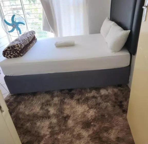 Majatalo Hunters Nest Guest House Bronkhorstspruit