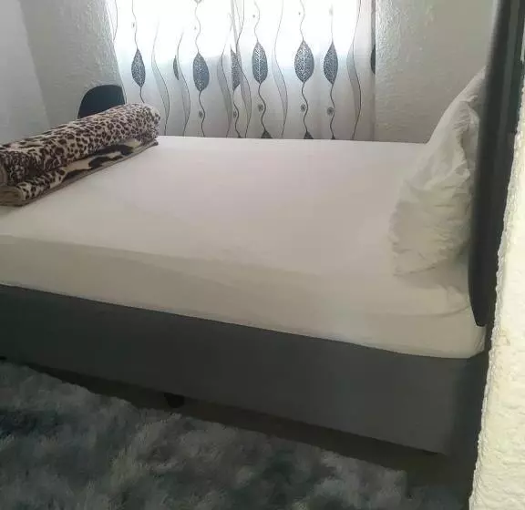 Majatalo Hunters Nest Guest House Bronkhorstspruit