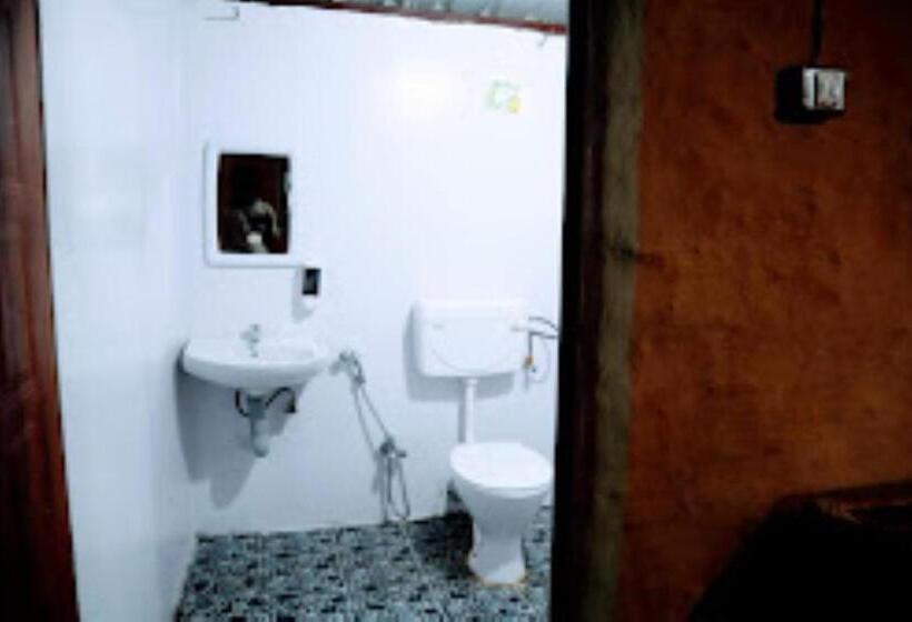 Pensionat Risong Family Guest Gouse Majuli