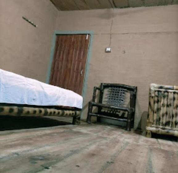 Pensionat Risong Family Guest Gouse Majuli