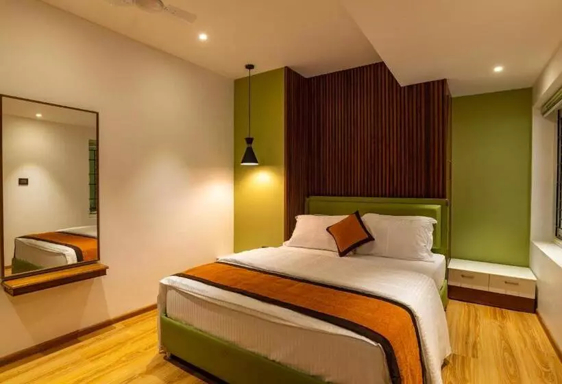 استراحتگاه Makayiram Retreat