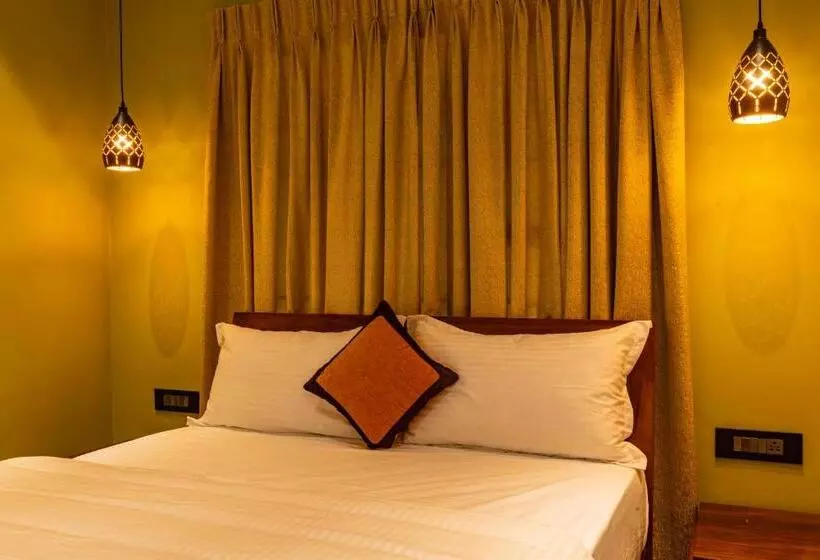 استراحتگاه Makayiram Retreat