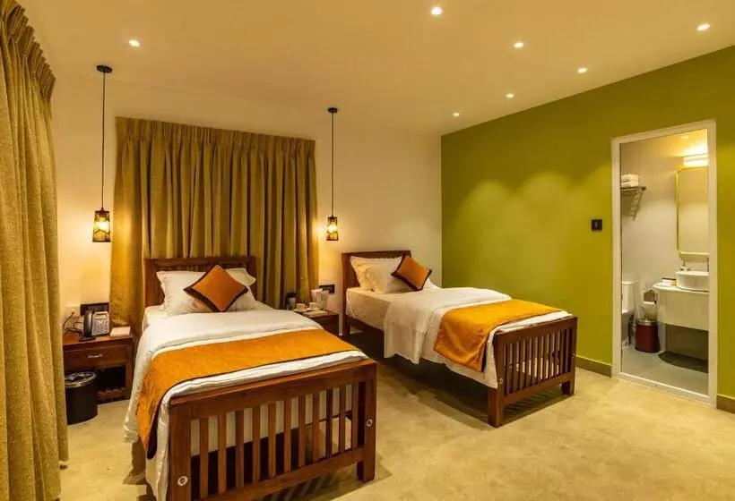 استراحتگاه Makayiram Retreat