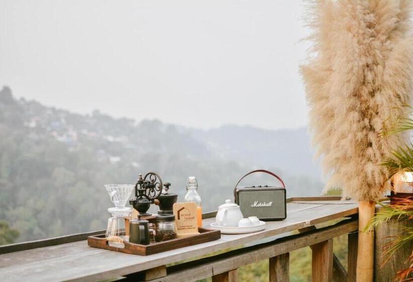 리조트 Sakadburi Homestay