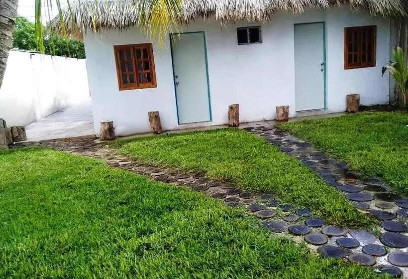 Retkeilymaja Nauh Rooms Xul Ha Bacalar México