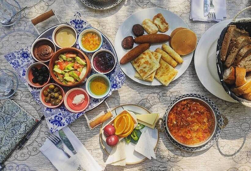 צימר Babil Bahçeleri Butik Hotel & Cafe