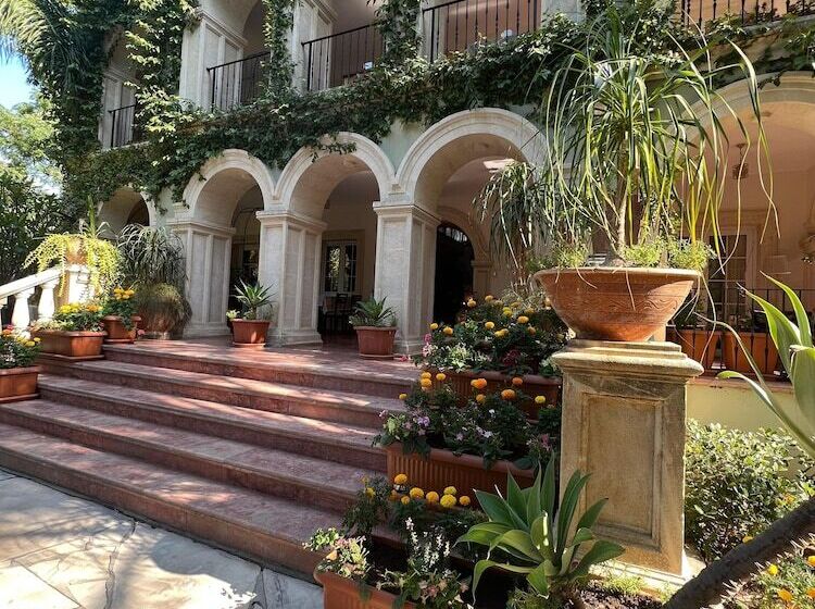 צימר Babil Bahçeleri Butik Hotel & Cafe