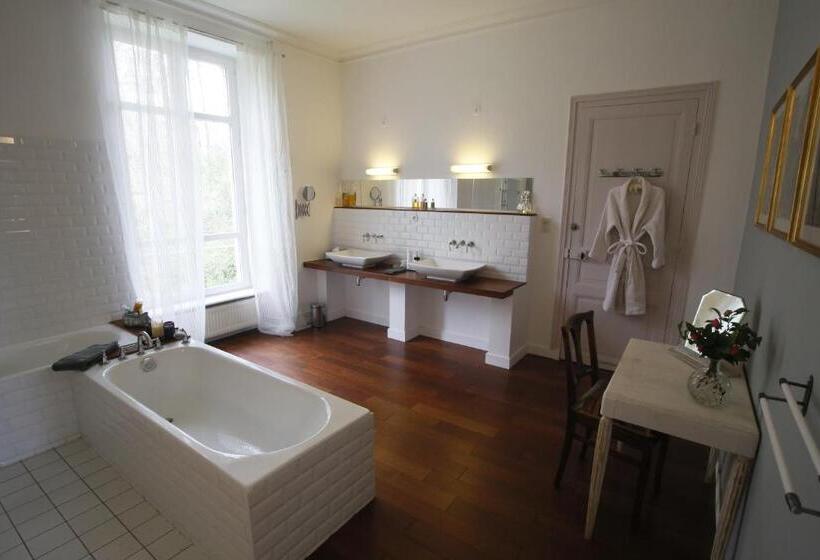 ベッドアンドブレックファースト Château De Penfrat