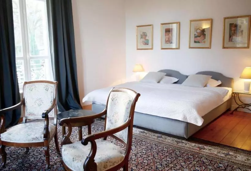 Aamiaismajoitus (B&B) Château De Penfrat