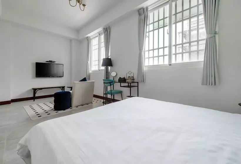 تختخواب و صبحانه Knock Knock Style Inn