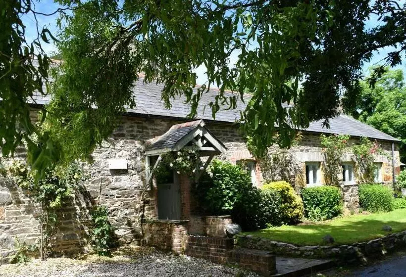 Aamiaismajoitus (B&B) Trewassick Barn