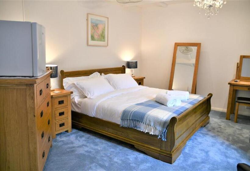 Bed and Breakfast Trewassick Barn