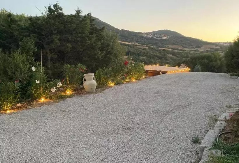 ベッドアンドブレックファースト Windflake Resort