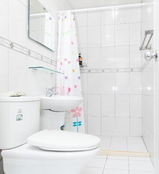 تختخواب و صبحانه Zhu House