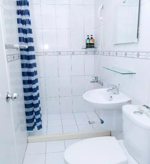 تختخواب و صبحانه Zhu House