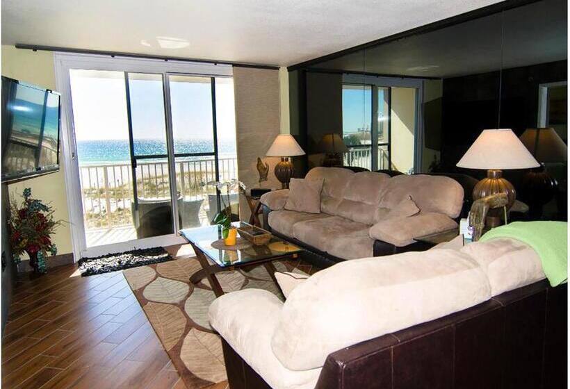 Best Gulf Front Beach View In Destin!