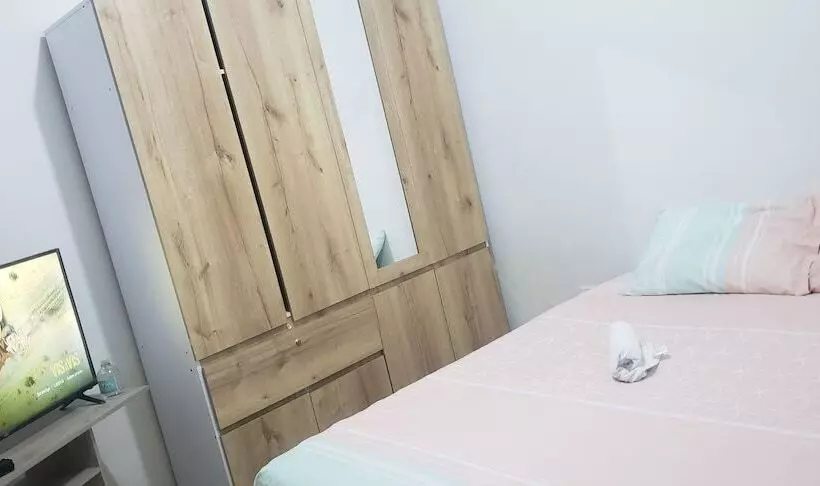 簡易ホテル Mom's House Colombia