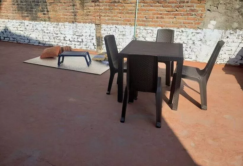 簡易ホテル Mom's House Colombia