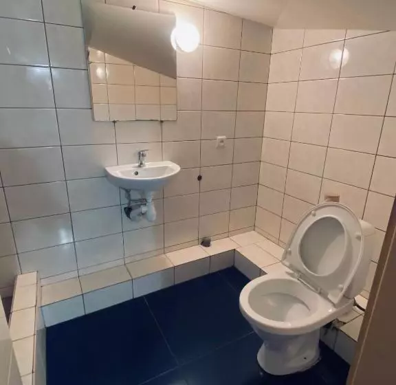 Hostel Serge