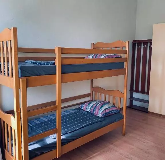 Hostel Serge