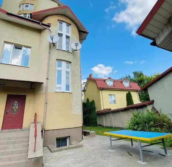 Hostel Serge