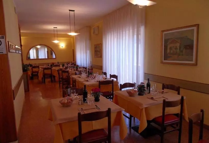 Hotelli Albergo Betulla