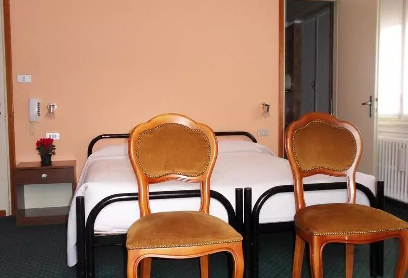 Hotelli Albergo Betulla